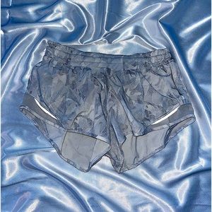 LULULEMON Hotty Hot Athletic Shorts